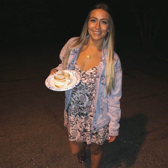 Meet your Posher, Alexandria! - Picture 5 of 6